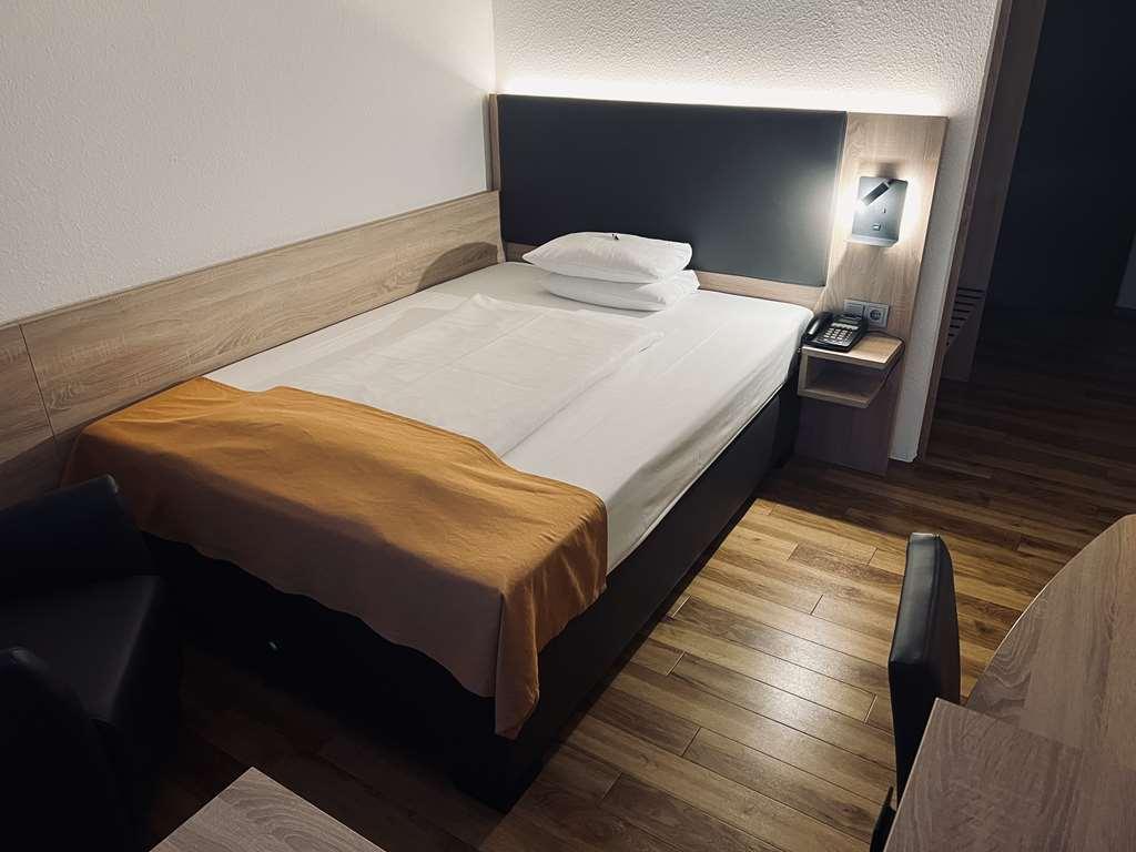 Arvena Messe Hotel Norimberk Pokoj fotografie